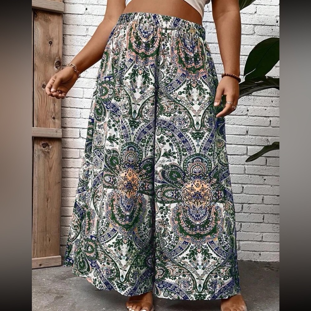 Plus size boho paisley print wide leg pants - Picture 8 of 8